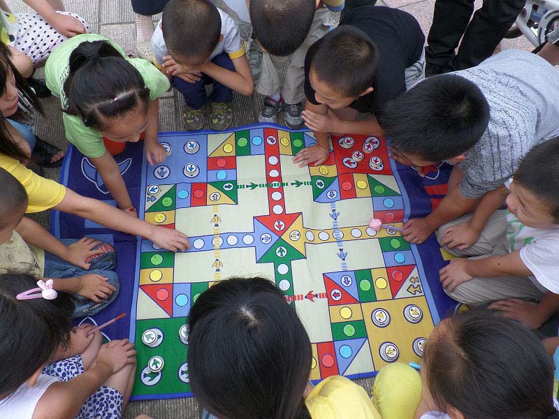 �h(hu��n)��֪�R���v�����F(tu��n)꠳ɆT�cС���т��M(j��n)�������w�����Α���