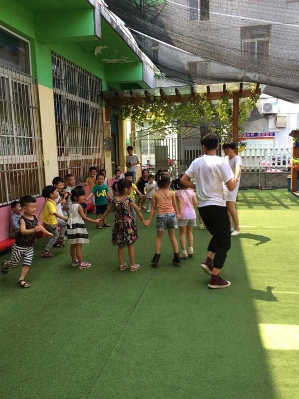 ־Ը�ߞ��а�С���т�����һ��(ji��)���ӻ���w���Α��n��