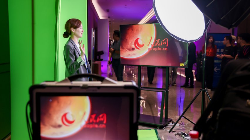 隨幻虛擬直播工作站體驗區(qū)。主辦方供圖